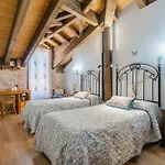 El Rincon De Hornuez Holiday home *